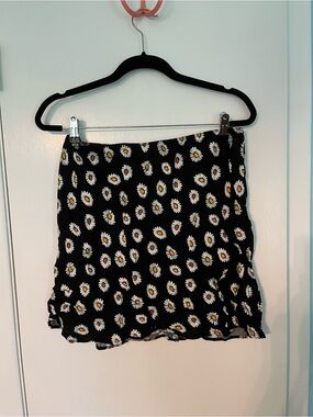 ASOS | Black Daisy Print Mini Skirt